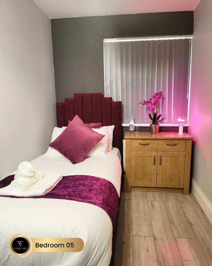 Nr Birmingham City Centre, 5 Bed, Luxe Inn Dış mekan fotoğraf